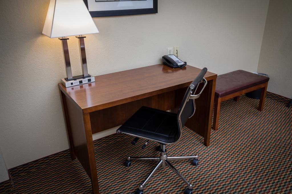 Best Western Airport Inn & Suites Oakland Extérieur photo
